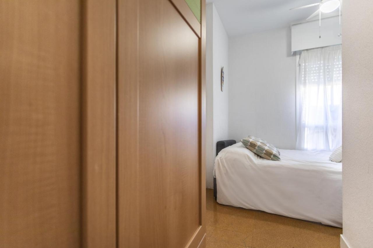 מאלגה Rentcostadelsol Malagueta Miramar מראה חיצוני תמונה